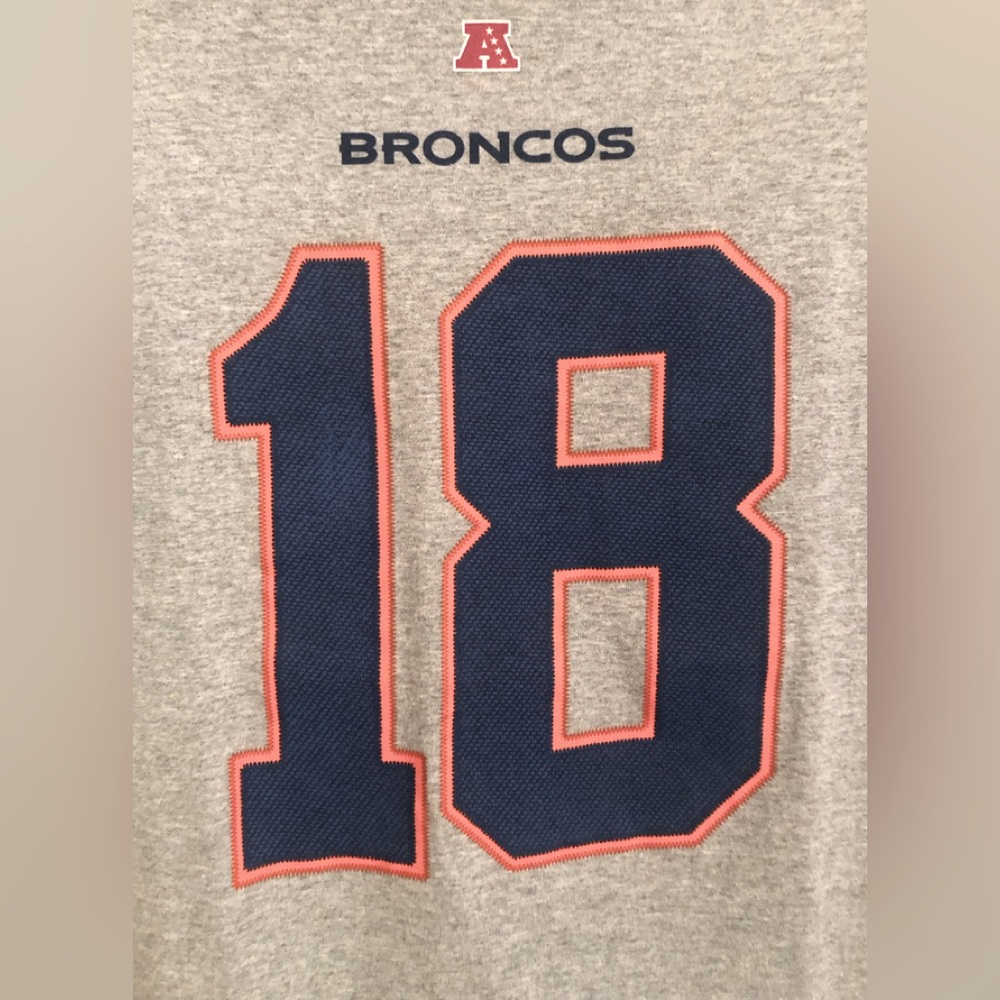 Denver Broncos Manning #18 size M tshirt in grey - Picture 3 of 8